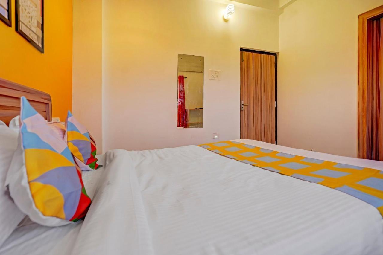 Oyo 79233 Hotel Hive Stays Kochi Extérieur photo